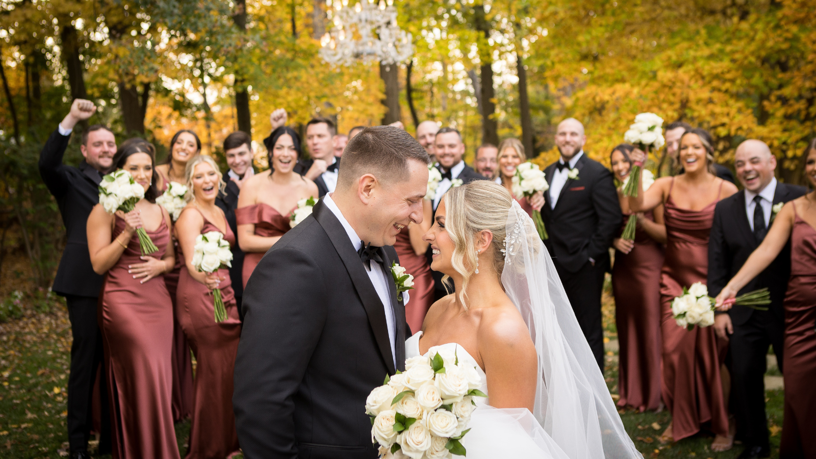 Tie the Knot in Fall at Crystal Plaza